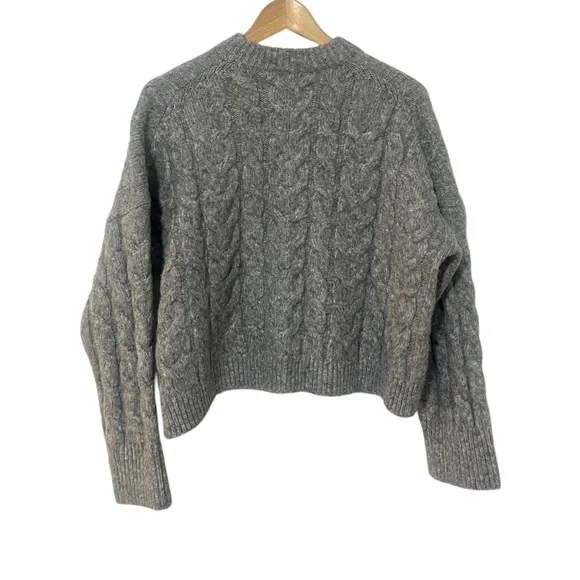 Abercrombie Cable Wedge Crew Sweater Grey Size Small - Picture 5 of 9